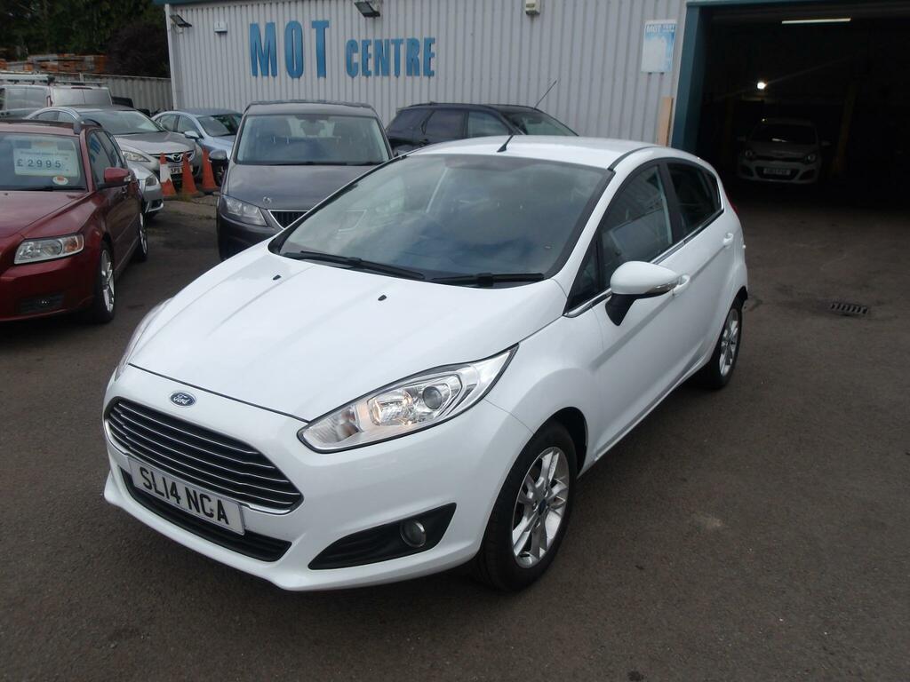 Ford Fiesta Zetec White #3
