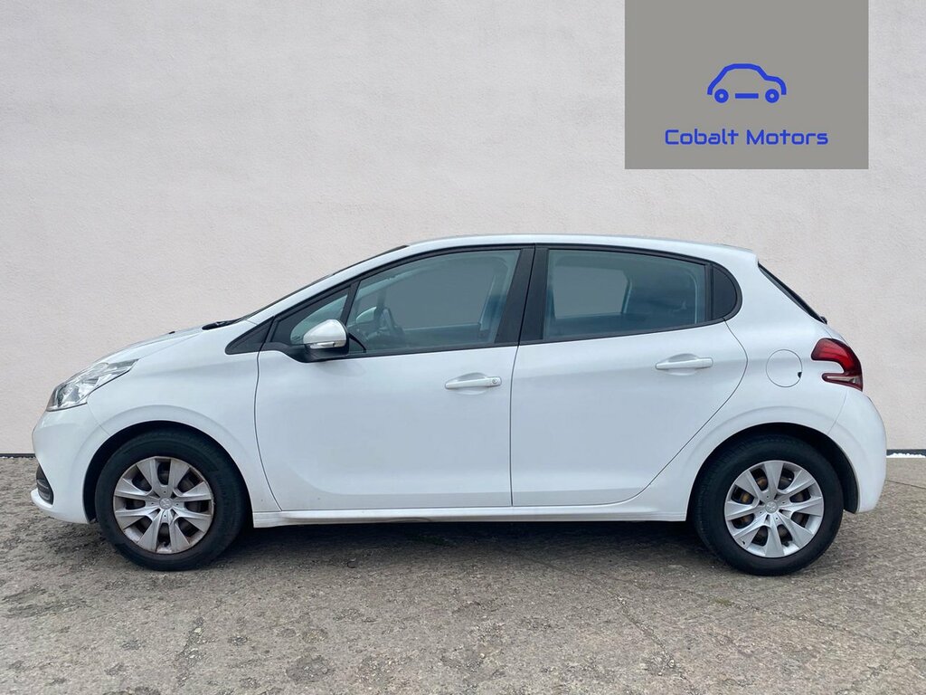 Peugeot 208 Puretech Access A C Hatchback White #5