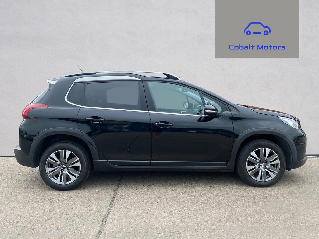 Peugeot 2008 1.2 Puretech Allure Premium Suv Black #3