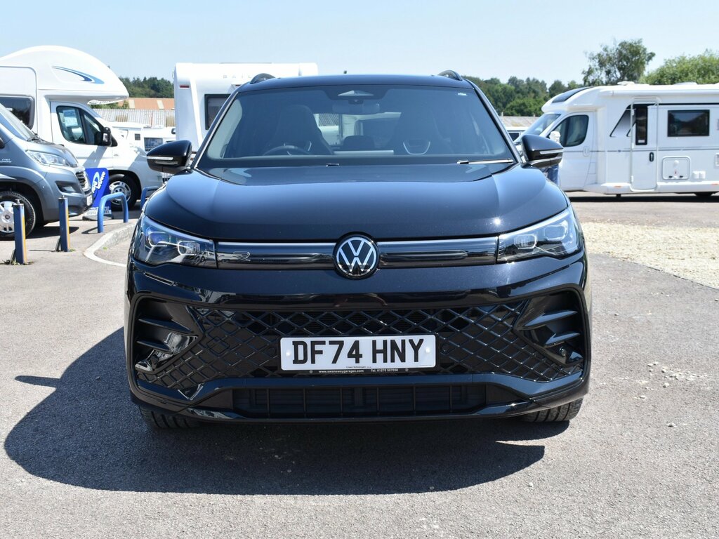 Volkswagen Tiguan 2.0 Tdi R-line Suv Dsg Euro 6 Ss 15 Black #3