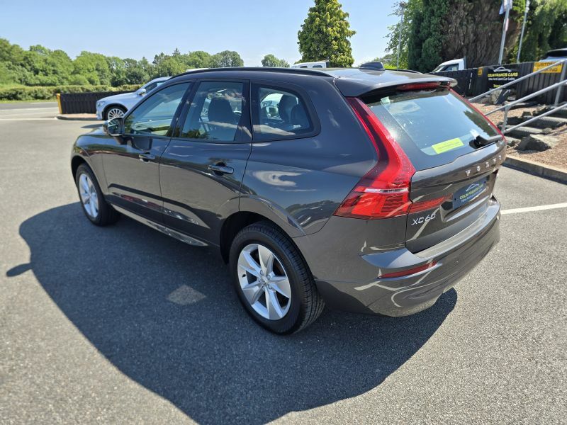 Volvo XC60 Momentum 2.0 B4 Mhev Awd YW71BPE Grey #3