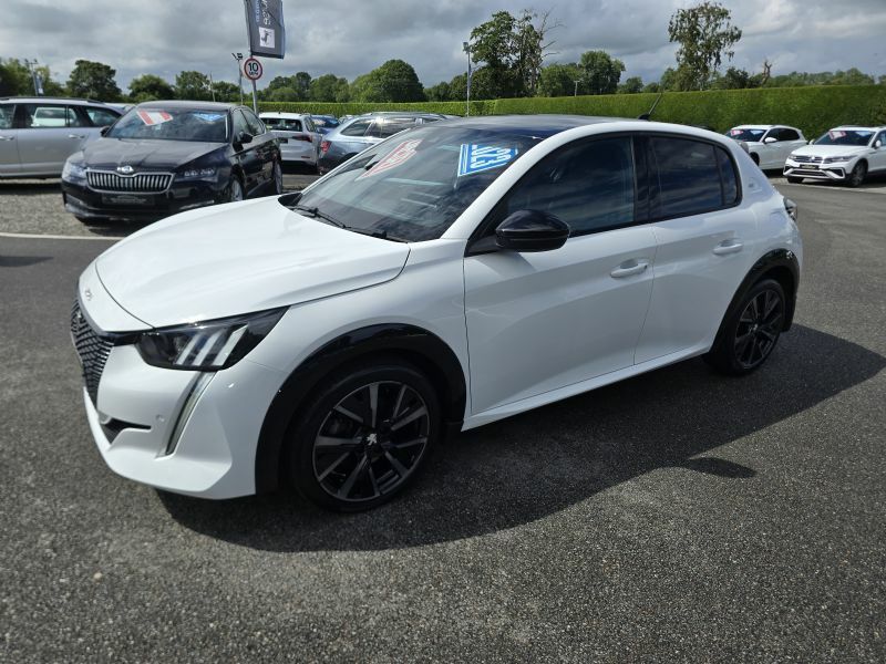 Peugeot 208 Gt Line 1.5 Bluehdi S S CVZ7900 White #2