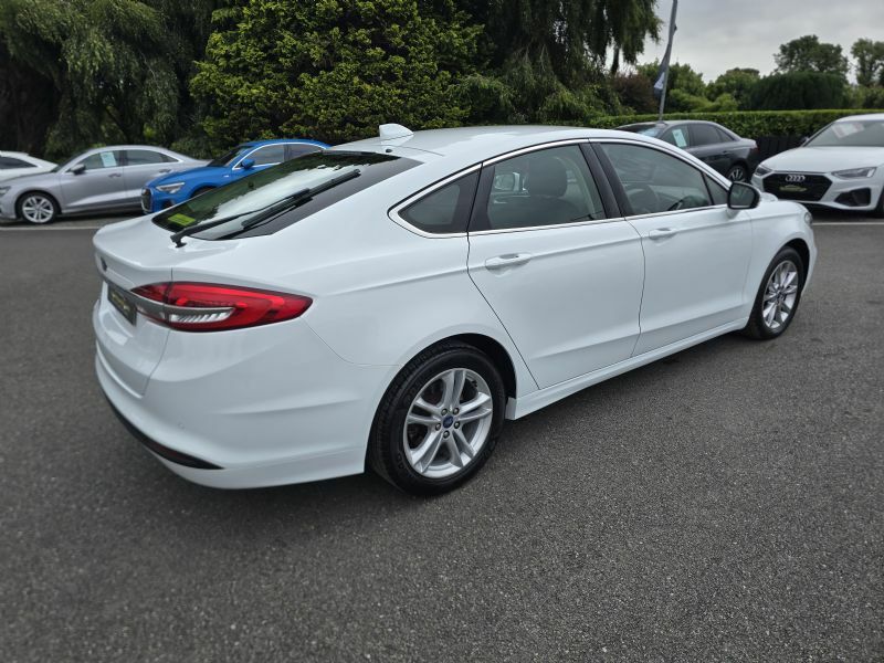 Ford Mondeo Zetec Edition 2.0 Ecoblue White #5