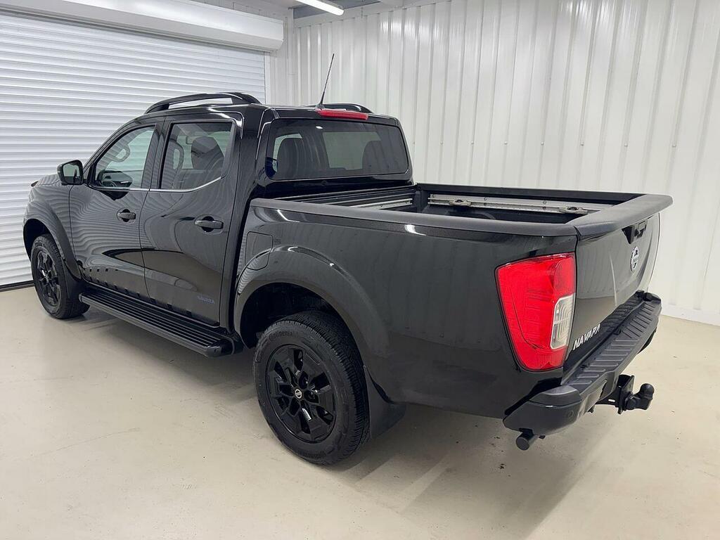Nissan Navara 2.3 Dci N-guard Double Cab Pickup Manua WG21XMD Black #4