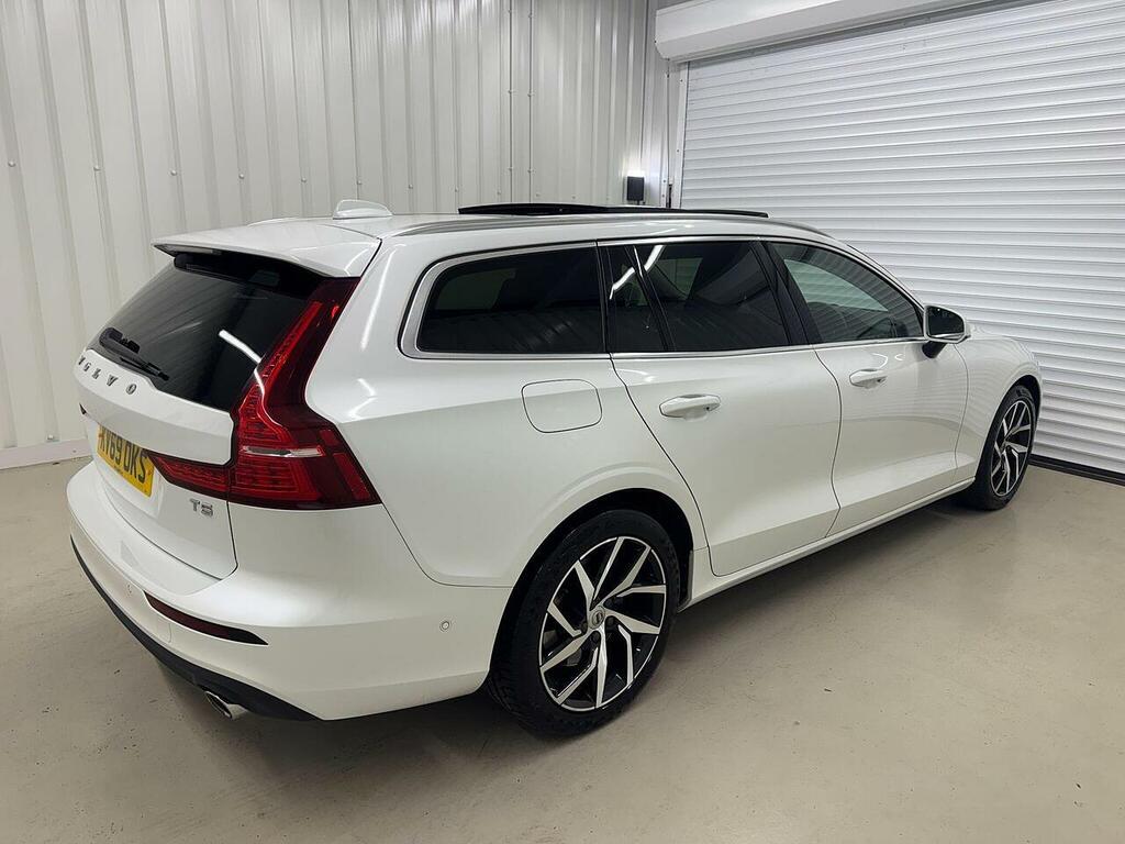 Volvo V60 2.0 T5 Momentum Plus Euro 6 Ss White #6