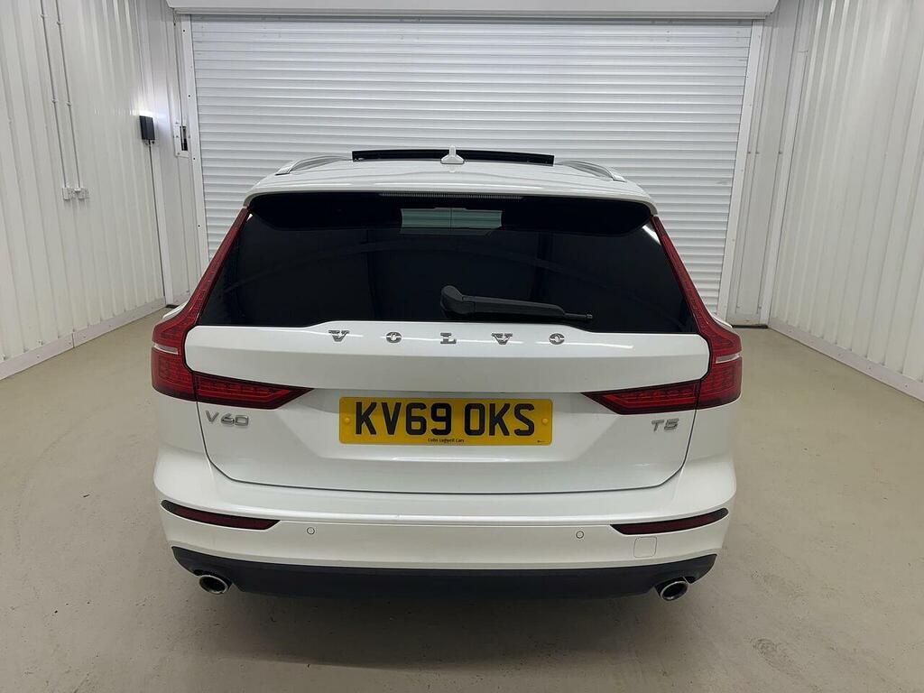 Volvo V60 2.0 T5 Momentum Plus Euro 6 Ss White #5