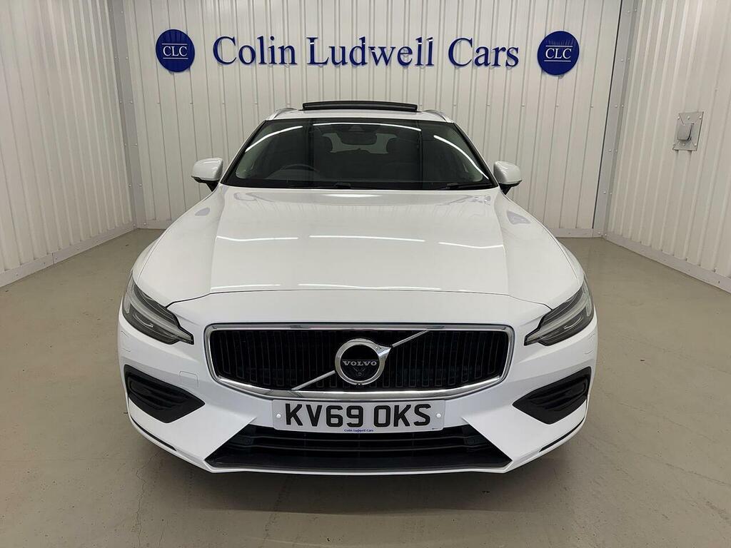 Volvo V60 2.0 T5 Momentum Plus Euro 6 Ss White #2