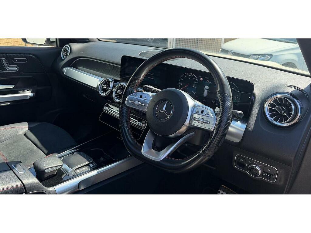Mercedes-Benz GLB Class 2.0 Glb220d Amg Line Premium Plus 8G-dct 4Matic White #4