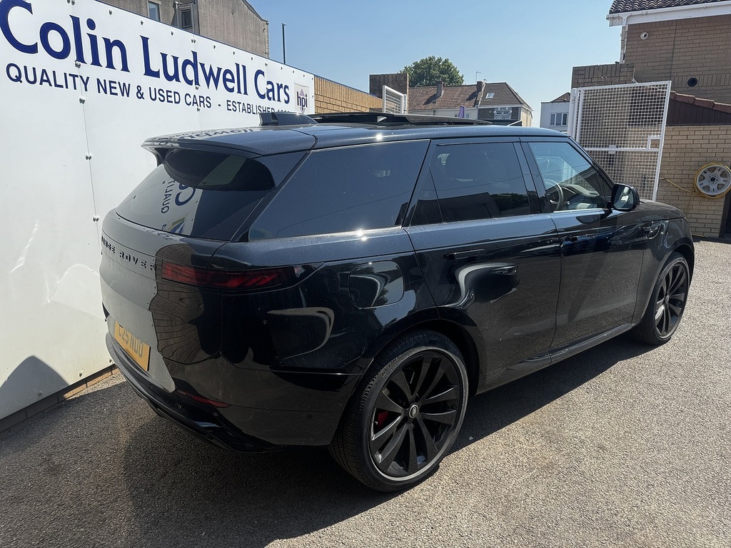 Land Rover Range Rover Sport 3.0 D300 Mhev Dynamic Se Suv 4Wd E Black #3