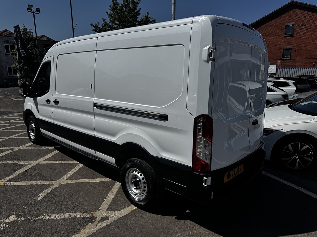 Ford Transit Custom 2.0 350 Ecoblue Leader Panel Van WN71UAE White #2
