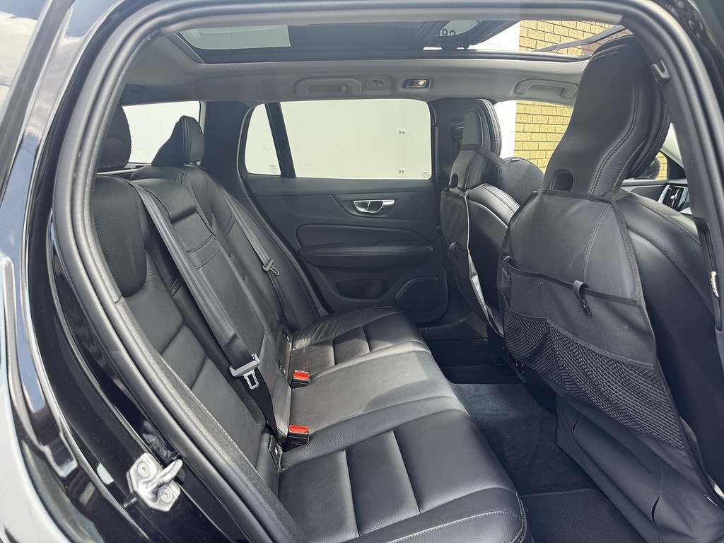 Volvo V60 Cross Country 2.0 T5 Plus Estate Awd Euro 6 Ss Black #6