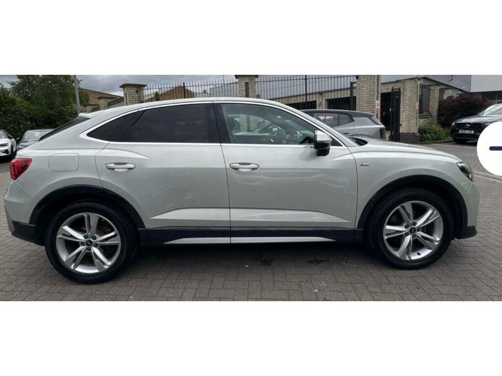 Audi Q3 1.5 Tfsi Cod 35 S Line Sportback Silver #3
