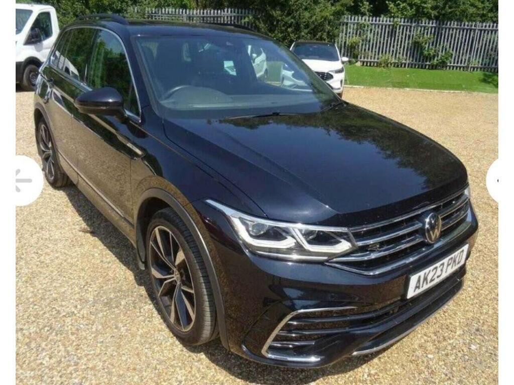 Volkswagen Tiguan 1.5 Tsi R-line Dsg Euro 6 Ss Black
