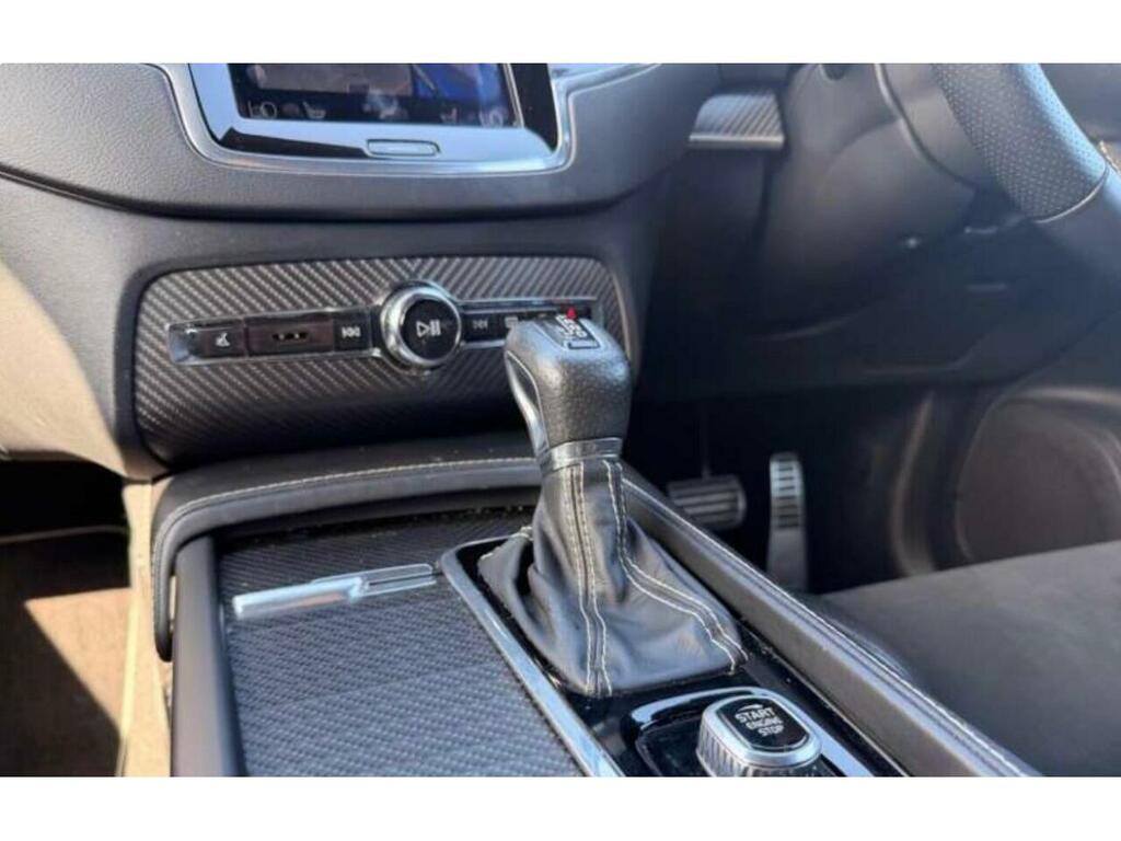 Volvo XC90 B5 P Awd R-design Black #7