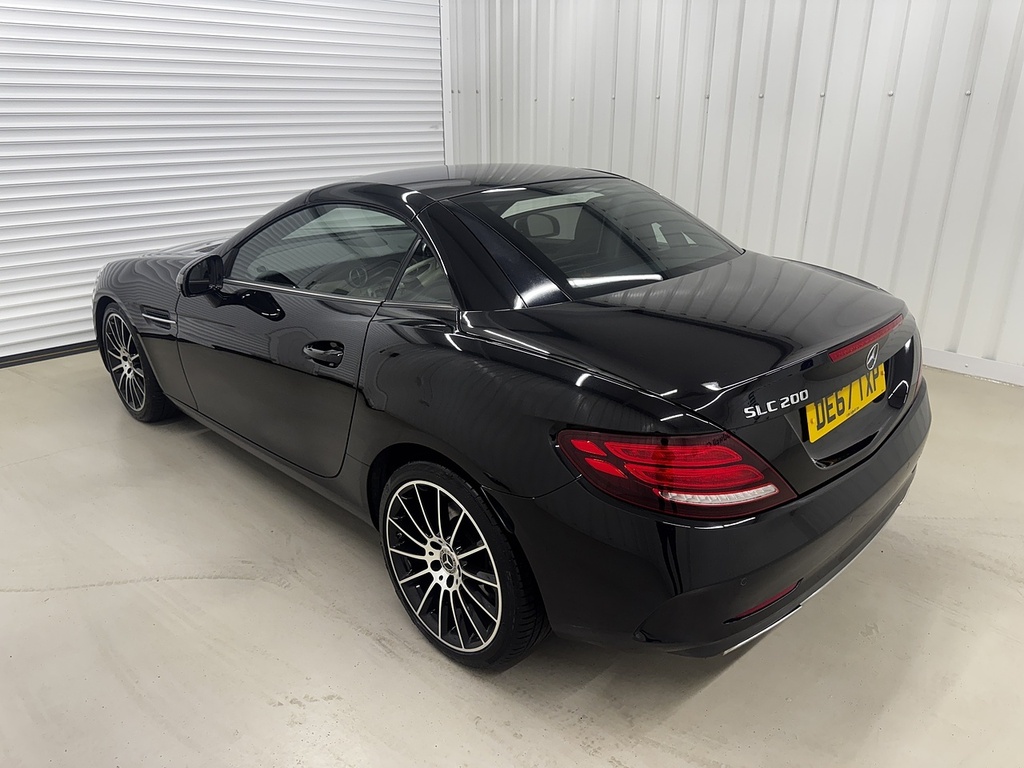 Mercedes-Benz SLC 2.0 Slc200 Amg Line Convertible Black #6