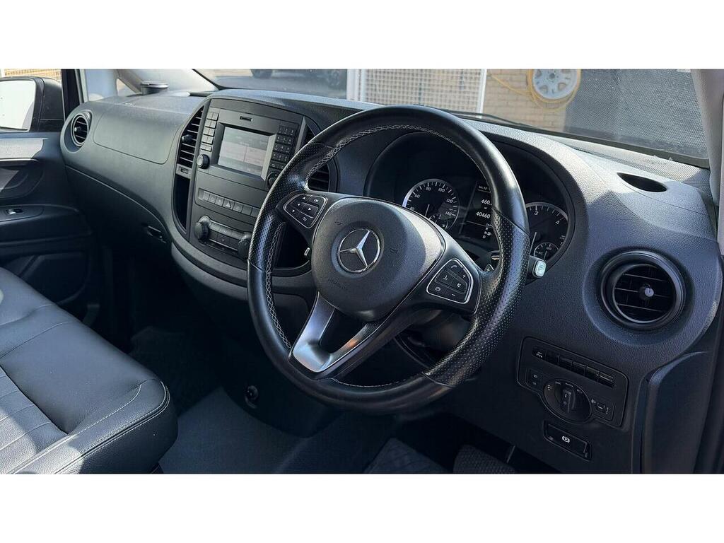 Mercedes-Benz Vito 2.1 116 Cdi Bluetec Sport Crew Van Double Cab Black #4