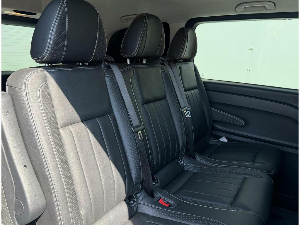 Mercedes-Benz Vito 111Cdi Van White #9
