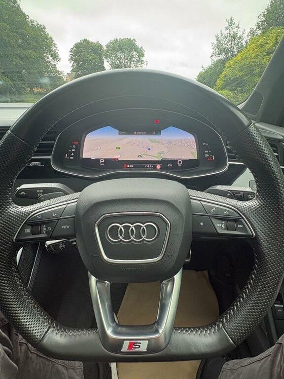 Audi SQ7 4L Vorsprung Black #35