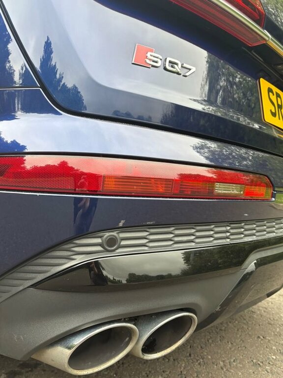 Audi SQ7 4L Vorsprung Black #16
