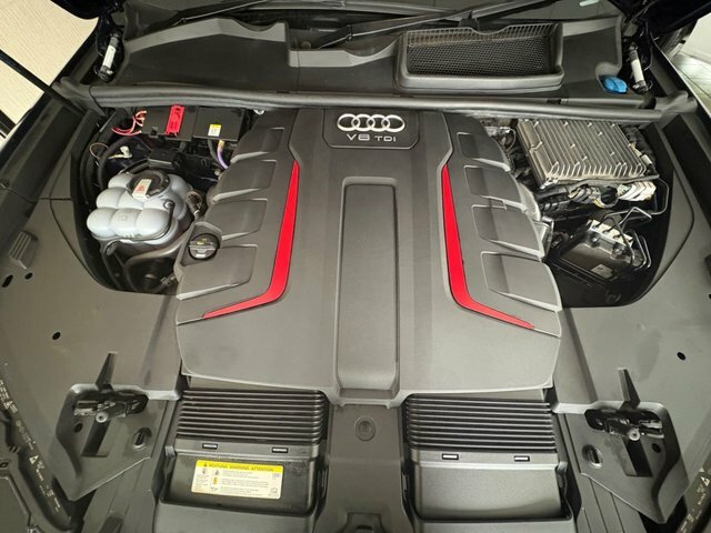 Audi SQ7 4L Vorsprung Black #41