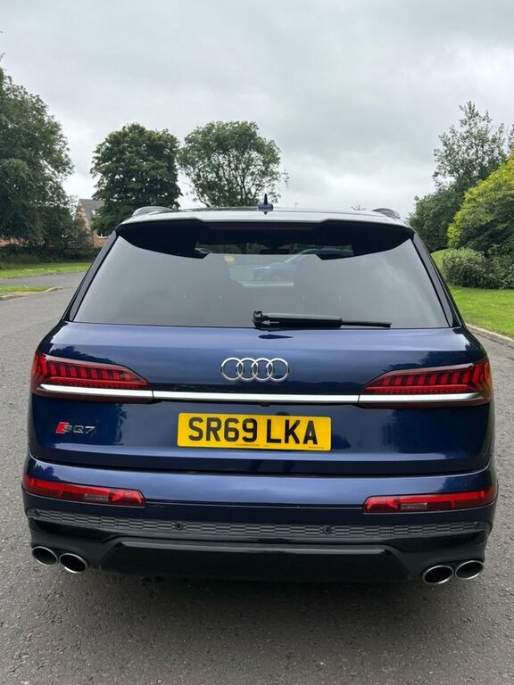 Audi SQ7 4L Vorsprung Black #7