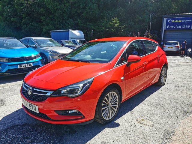 Vauxhall Astra 2017 17 1.4I Turbo Elite Hatchback Manu MD17GVO Red #2