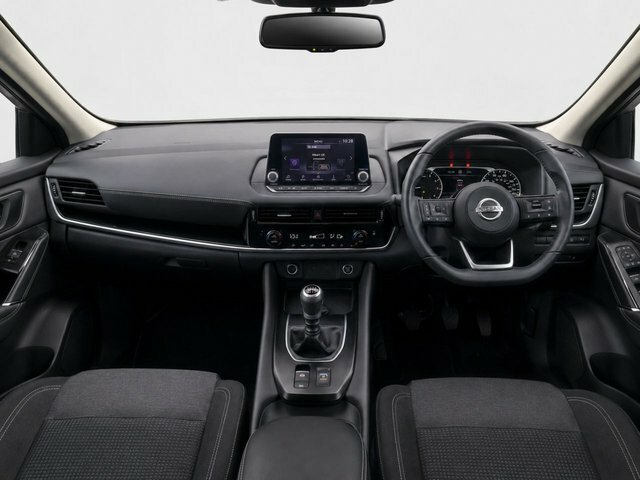 Nissan Qashqai 1.3 Dig-t Mhev Acenta Premium Suv Hybri Red
