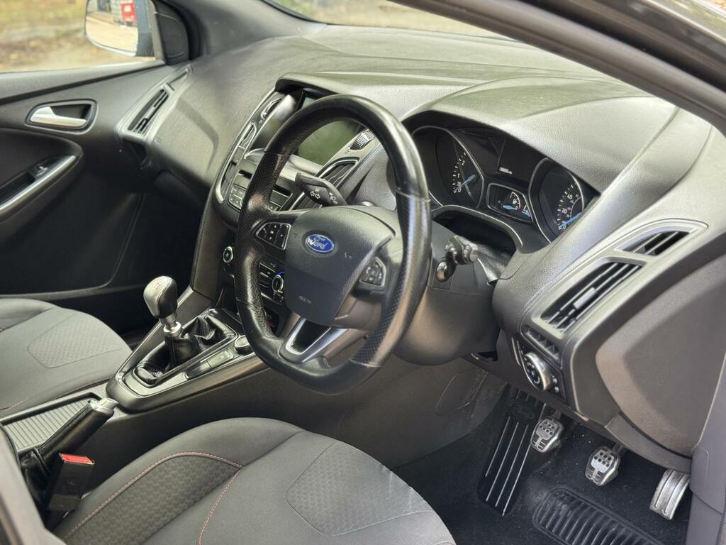 Ford Focus 1.0T Ecoboost St-line Hatchback YM18FKF Grey #2