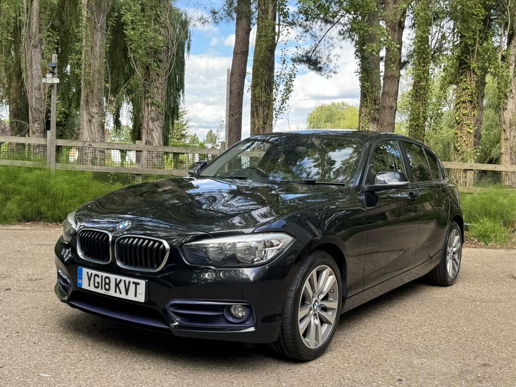 BMW 1 Series Sport Black #3