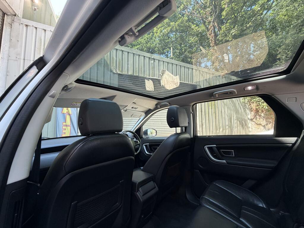 Land Rover Discovery Sport 2.0 Td4 180 Hse Black #37