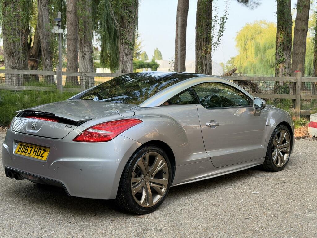 Peugeot RCZ Coupe Red #16