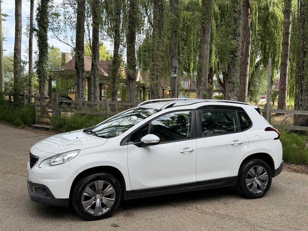 Peugeot 2008 Active White #6