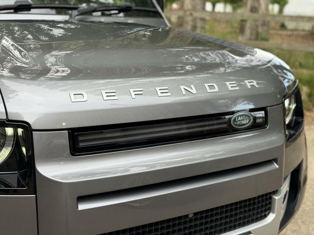 Land Rover Defender 110 Defender Hse D Black #21