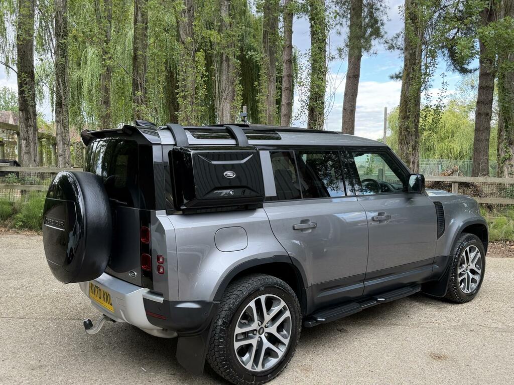 Land Rover Defender 110 Defender Hse D Black #7