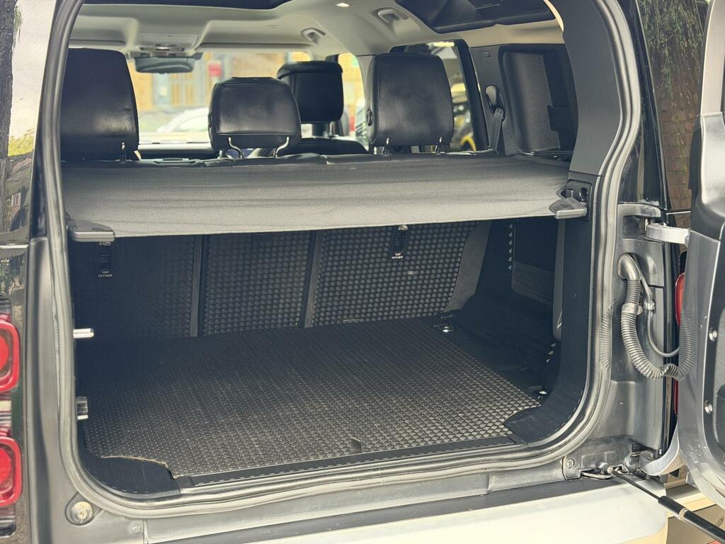 Land Rover Defender 110 Defender Hse D Black #24