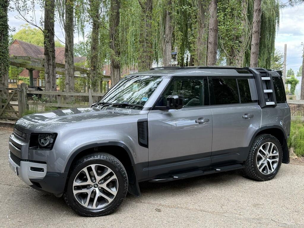 Land Rover Defender 110 Defender Hse D Black #11