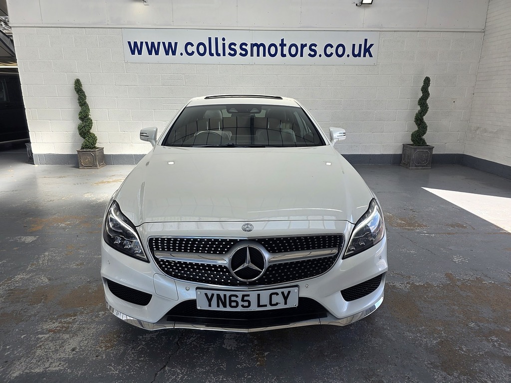 Mercedes-Benz CLS 3.0 Cls350d V6 Amg Line Premium Plus Shooting Br White #3