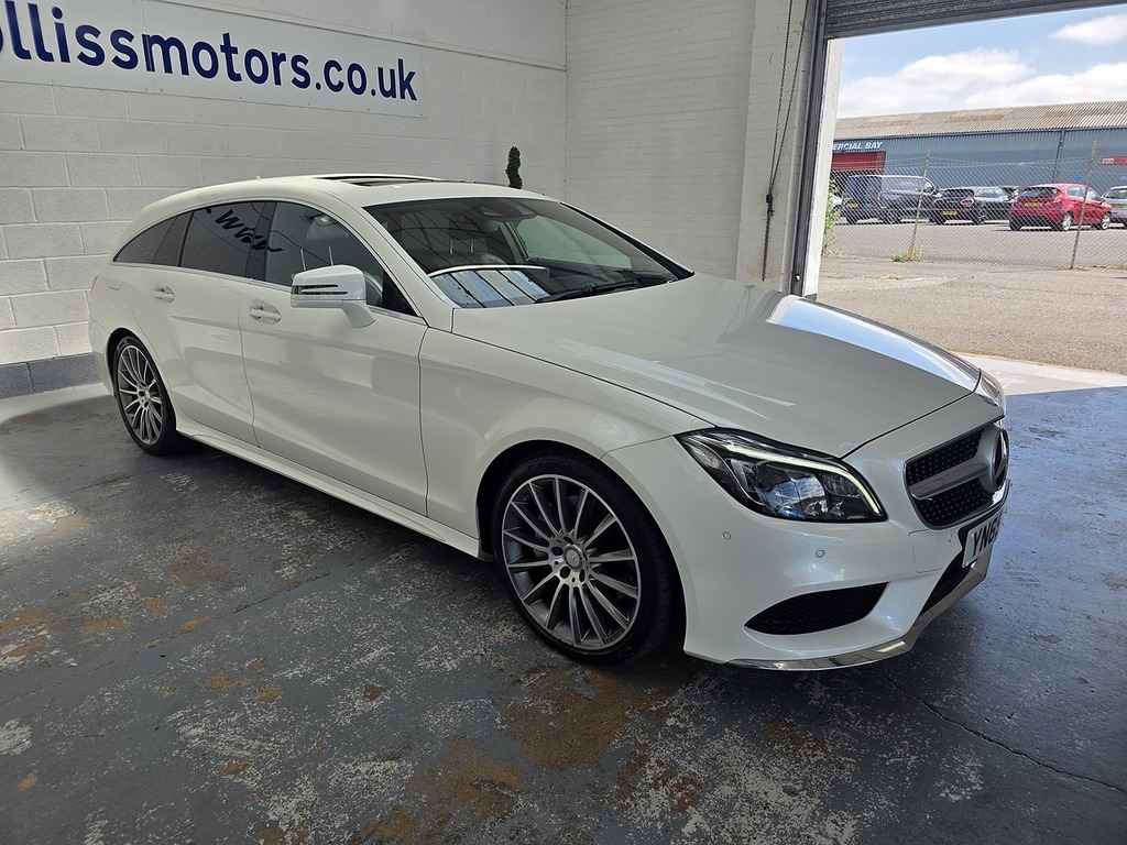Mercedes-Benz CLS 3.0 Cls350d V6 Amg Line Premium Plus Shooting Br White #2