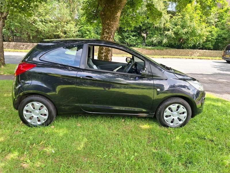 Ford KA Edge Black #2