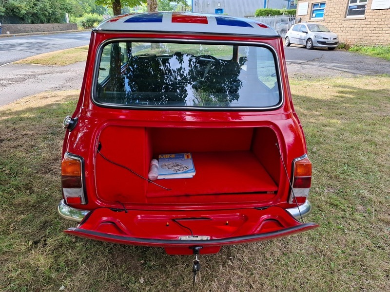 Austin MINI Shorty U8365 Red #7