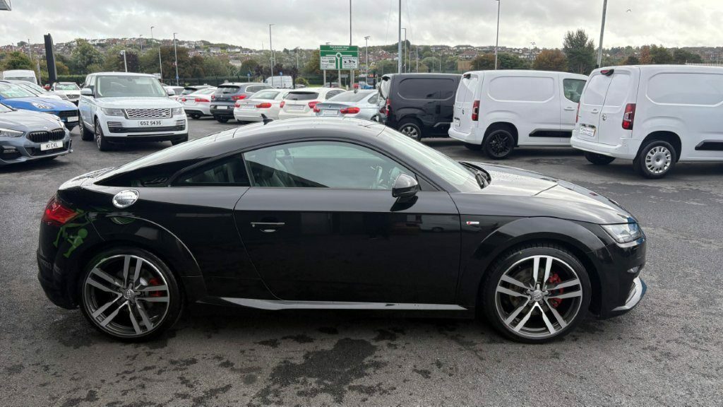 Audi TT 2.0 Tfsi S Line 230 Coupe Black #5