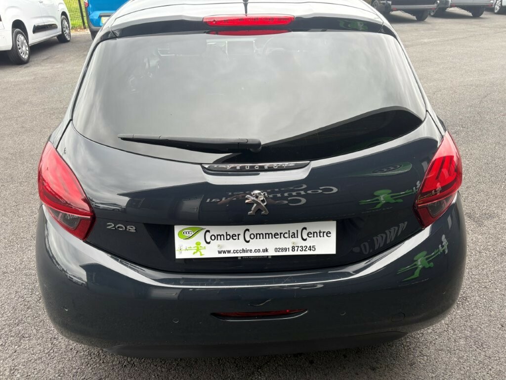Peugeot 208 1.2 Pure Tech Signature 82 Hatchback Grey #5