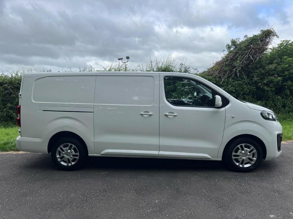 Vauxhall Vivaro 1.5 Turbo D 2900 Sportive 100 L2h1 White #2