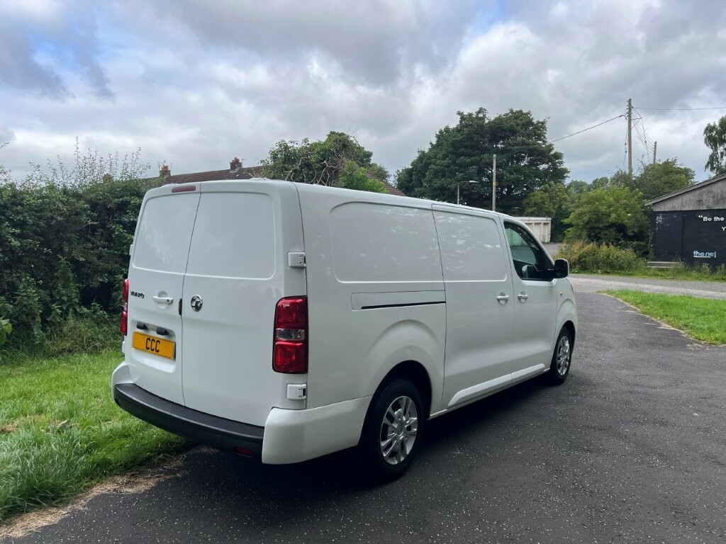 Vauxhall Vivaro 1.5 Turbo D 2900 Sportive 100 L2h1 White #3
