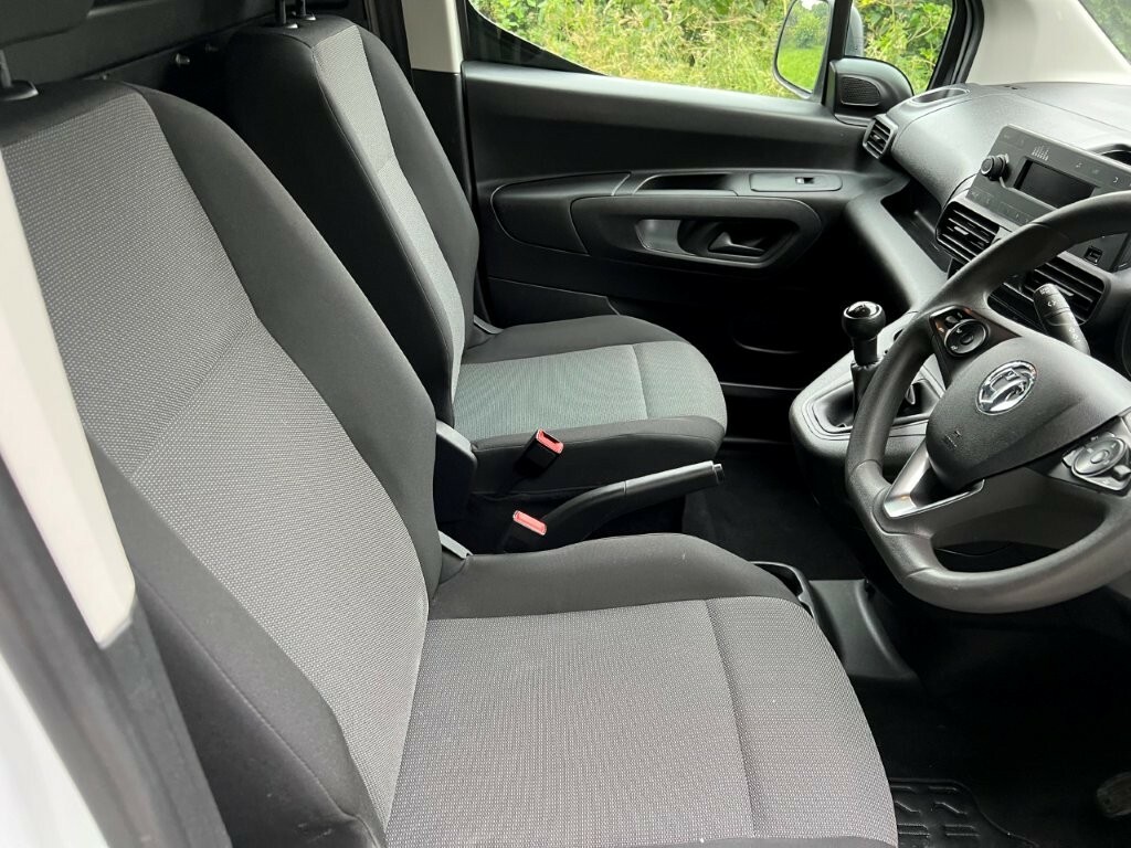 Vauxhall Combo 1.2I Turbo 130 Ps Elite 7 Seat Mpv Grey #12