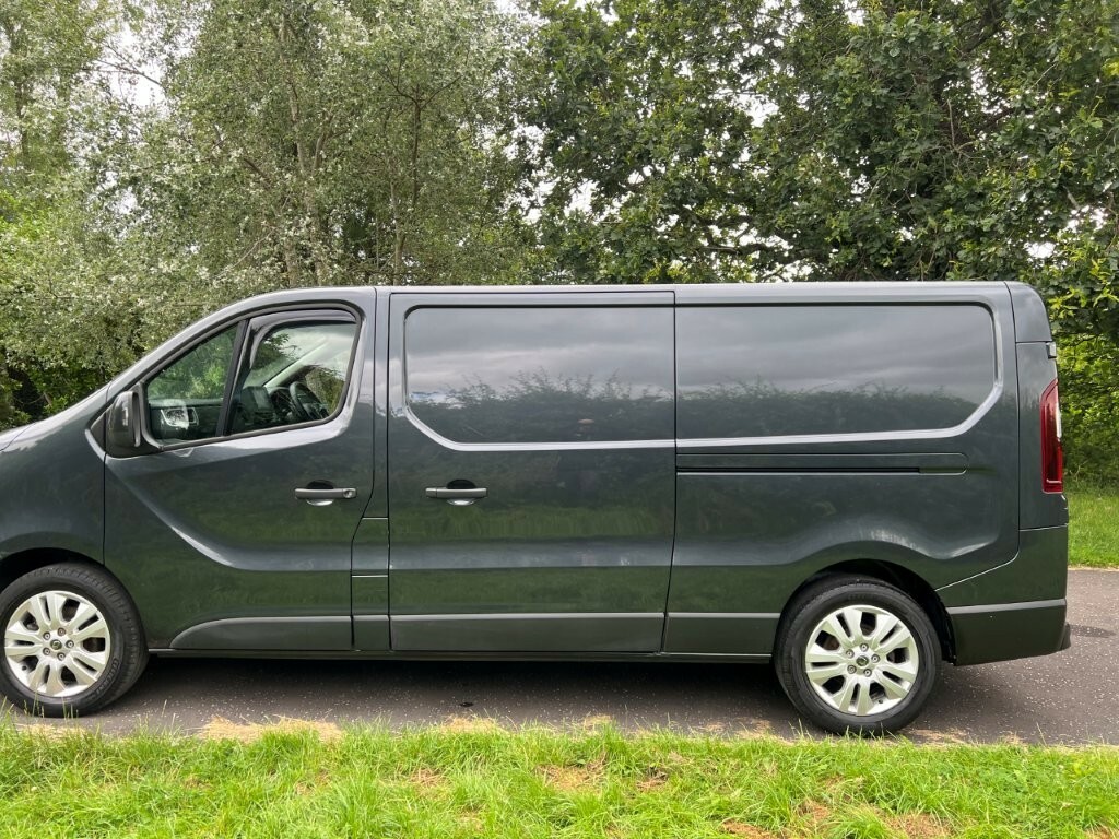 Renault Trafic 2.0 Dci Blue Ll30 Sport 130 L2 H1 Grey #6