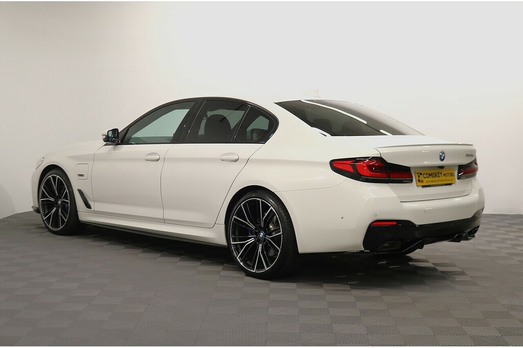BMW 5 Series 530E M Sport LG22RUW White #4
