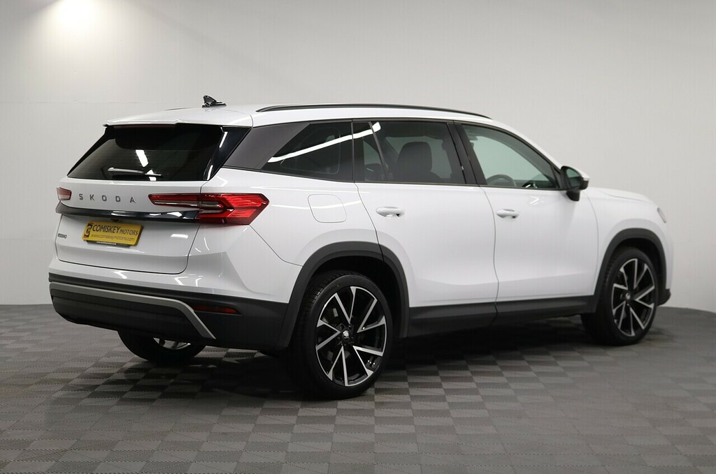 Skoda Kodiaq Tdi Se GL74ZKU White #6