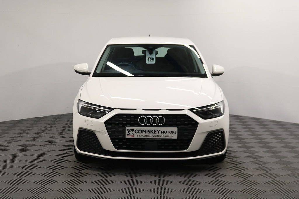 Audi A1 Tfsi Technik PXZ2284 White #2