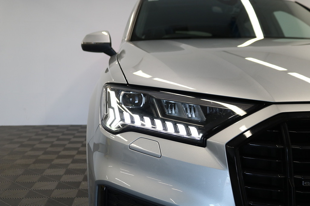 Audi Q7 3.0 Tdi V6 50 Black Edition Suv Tiptron White #9
